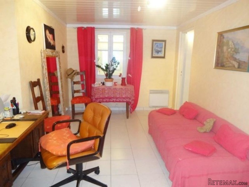 Pretty Village House Set In A Nice.. - 2