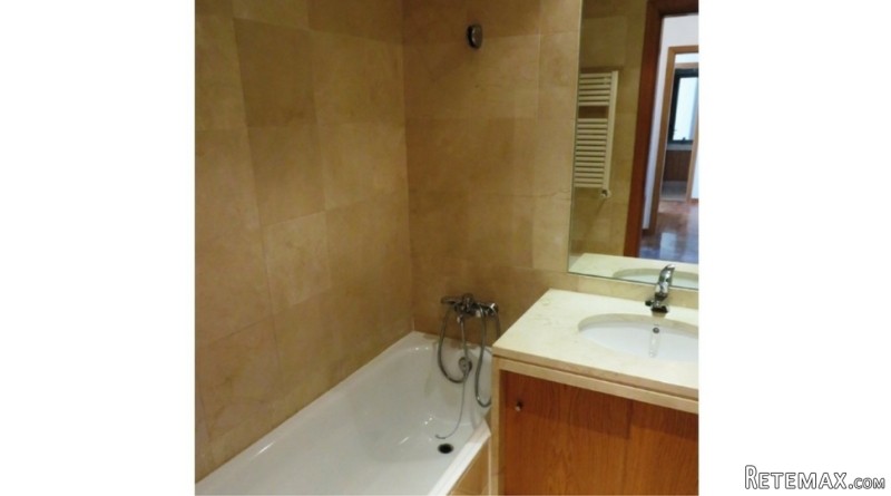 Three bedroom river view apartment in.. - 2