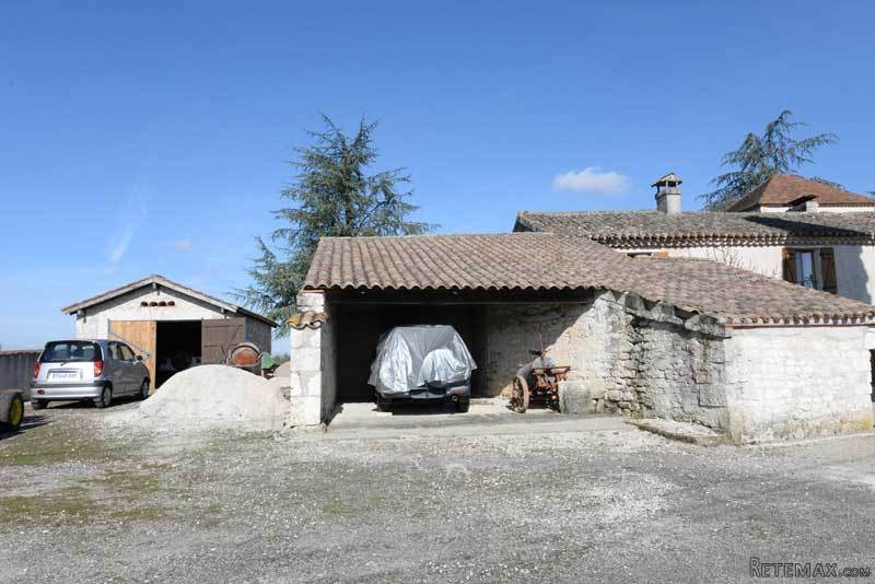 Large Stone Farmhouse In 3 Acres.. - 2