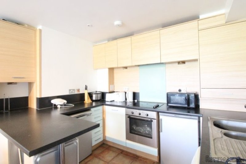 2 bedroom, Flat house for sale - 2