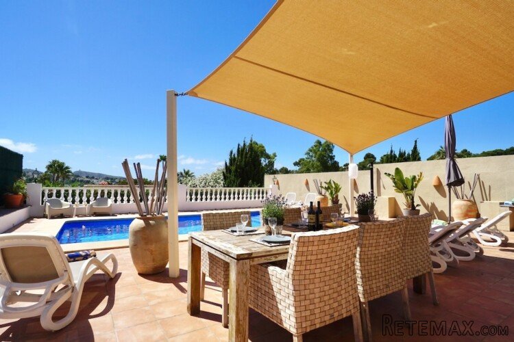 Located in the desirable residential area of La Sabatera.. - 4