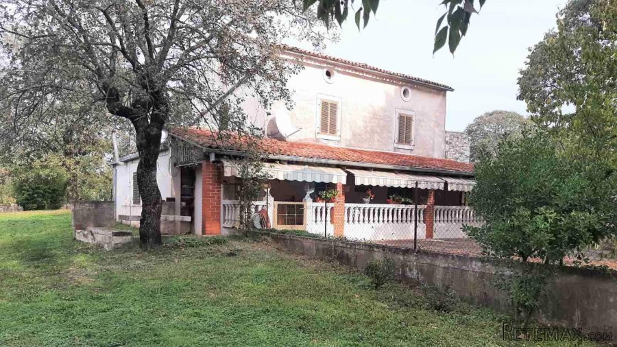 Istra, Vrsar okolica kuća sa građevinskim zemljištem sa pogl - 10