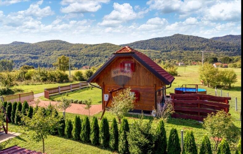 Ličko Lešće, kuća 60m2 za odmor sa bazenom - 2