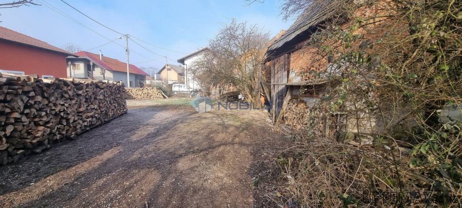 Samobor, Domaslovec, 850m2, okućnica, kuća, 2 dvorišna ob.. - 2