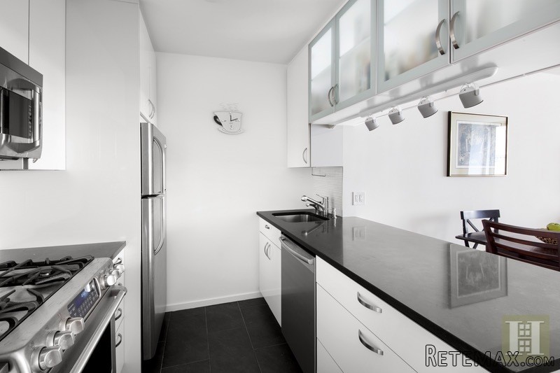 1 bedroom Apartment For Sale: 2373.. - 2