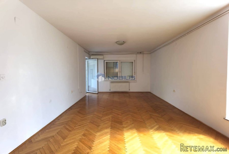 Bjelovar (Centar) 4-sobni stan, 122,42 m2 - 3