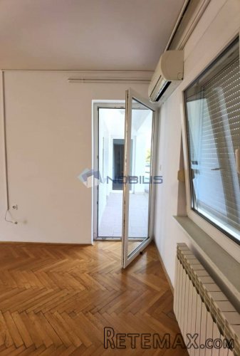 Bjelovar (Centar) 4-sobni stan, 122,42 m2 - 5