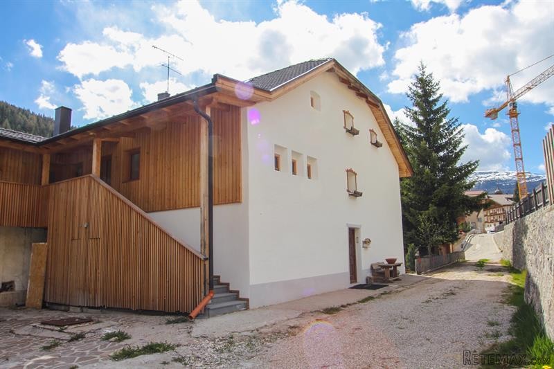 4 bedroom Apartment For Sale: Str...