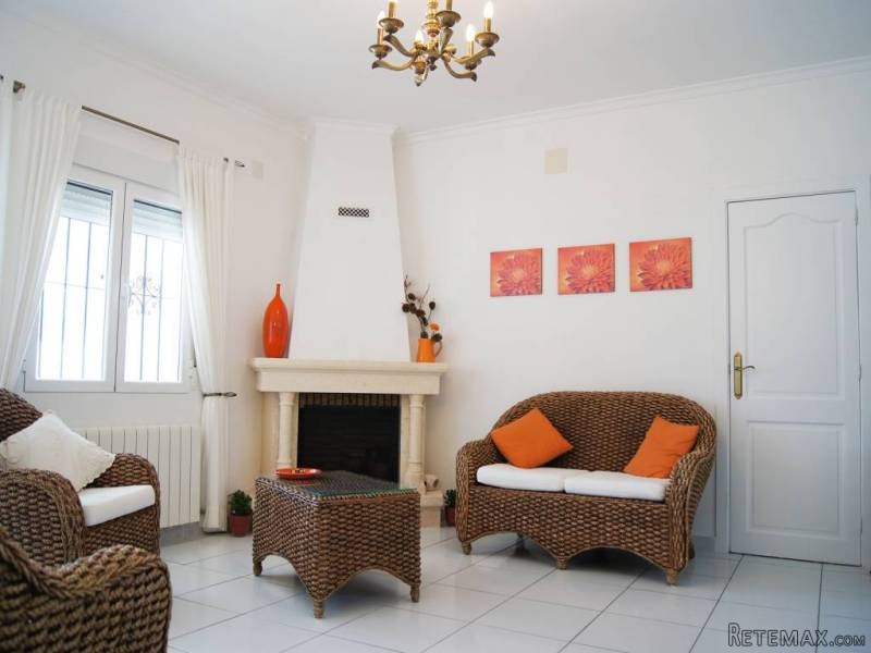 Spacious 5 Bed Villa in El Portet.. - 2