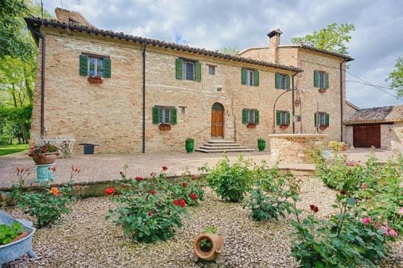House - Marche - For Sale