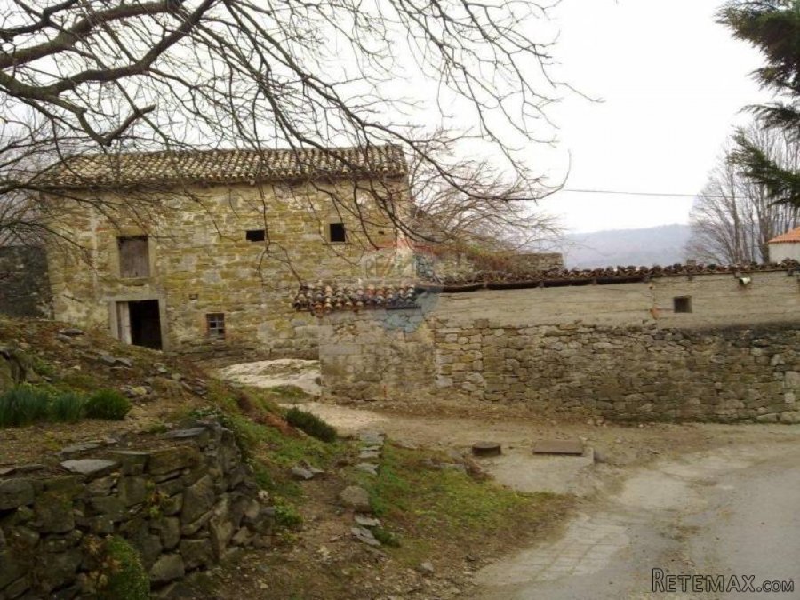 Roč - jedinstvena nekretnina u srcu Istre - 2