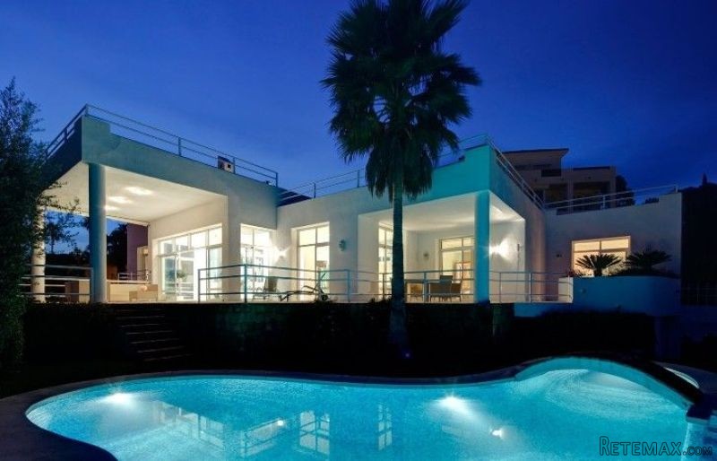 5 Bedrooms - Villas - Malaga - For Sale