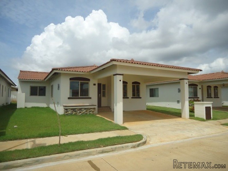 For sale house in Spring Hills, La..