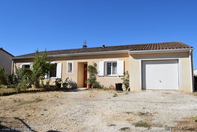 4 Bedroom Bungalow Built In 2001 And..