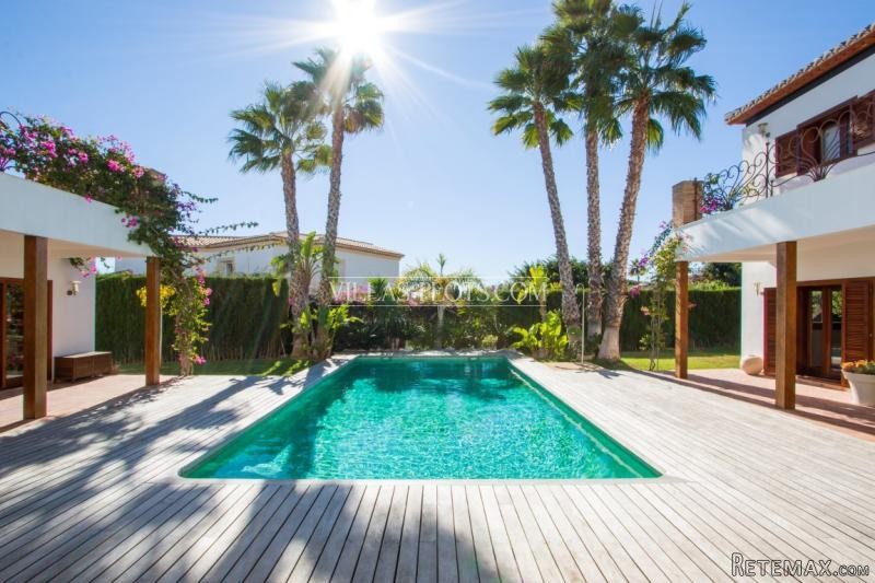6 Bedroom Villa In Javea - 2