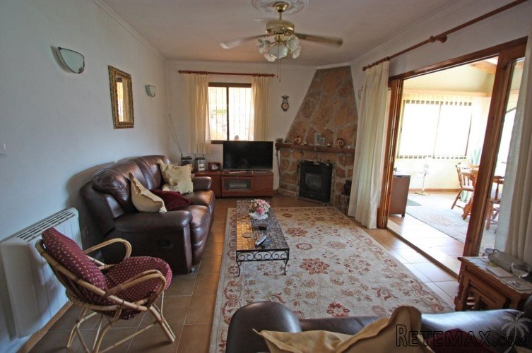 Villa for sale in Orba! The house consists of two floors.. - 3