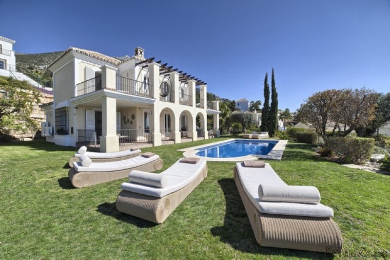 HM5O2822 - Villa For sale in Sierra..