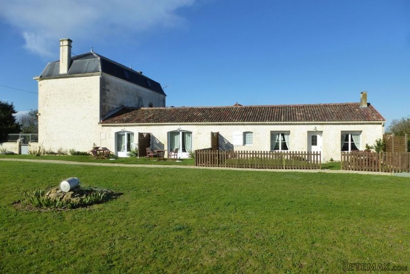 Large Maison De Maitre With.. - 2