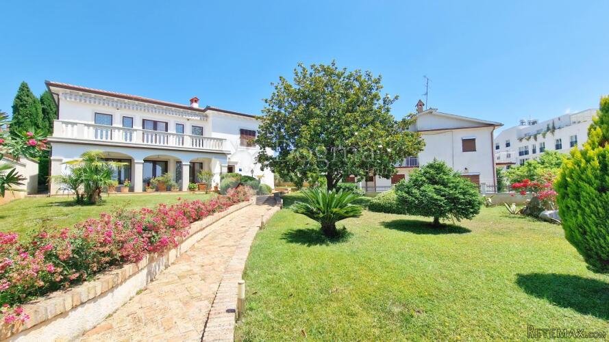 Elegantna luksuzna villa 100 m do mora, 1. red - 2