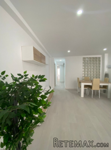 Flat in Mercado Central area, Alicante.The flat of 111 m2.. - 2