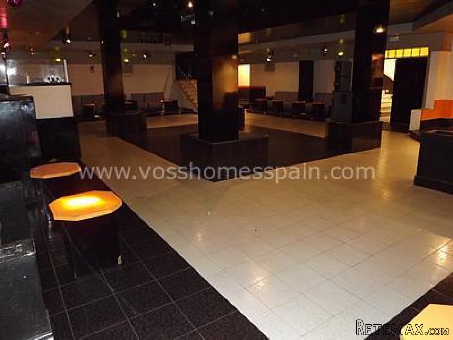 NEGOCIABLE - Large commercial investment, DISCO/PUB, BAR.. - 3