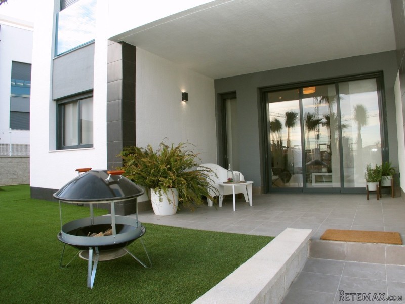 2 Bedrooms - Apartment - Costa Blanca..