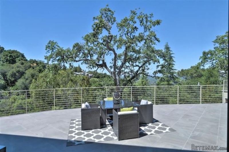 Absolutely stunning Modern Contemporary.. - 2