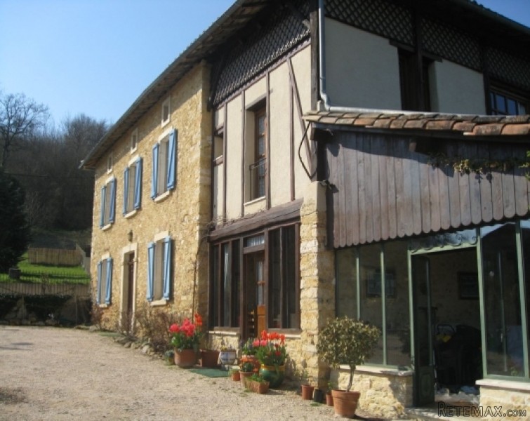Restored Stone Farmhouse 5 beds on edge.. - 2