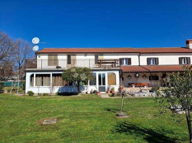 KARIGADOR - Kuća sa 3 stana 300m od mora - 2