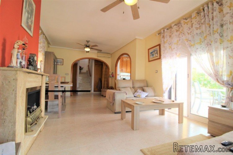 Spacious 3 Bed 2 Bath Detached Villa with Private Pool.. - 2