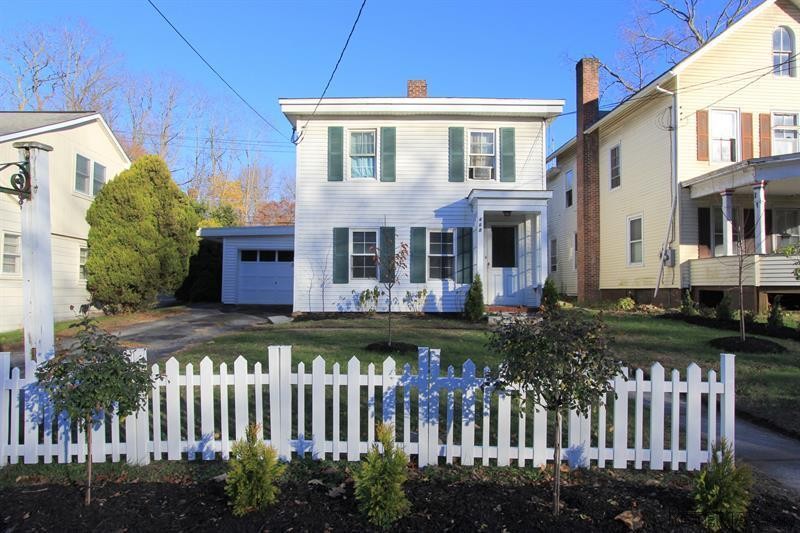 1 bedroom Flat For Sale: 468 N Main..