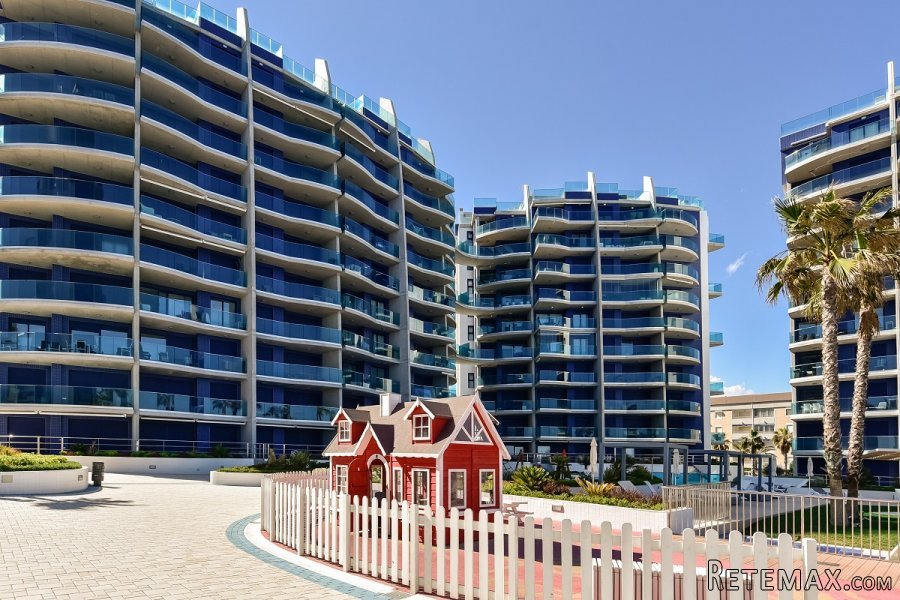 -Vista frontal al mar (bloque frontal) -2 Dormitorios.. - 3