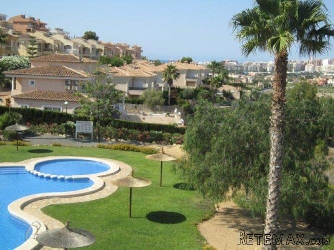 bonito y luminoso apartamento en calpe, cerca del pueblo a..