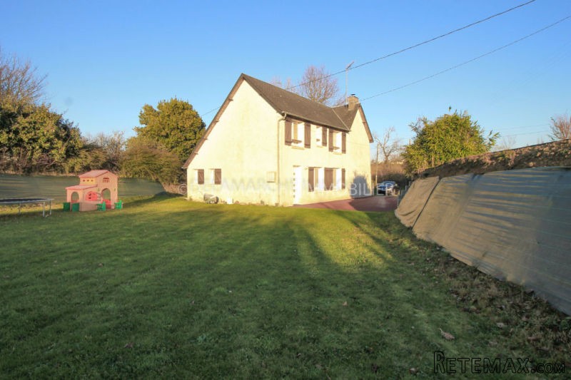 Cerences - House For Sale