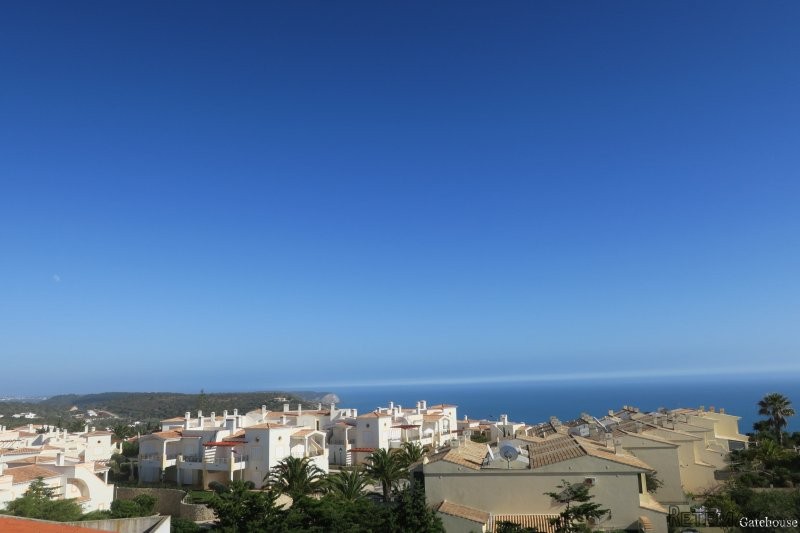 Stunning Apartment With Sea Views For..