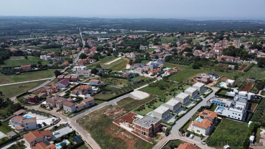 Kaštelir - Parcela, projekt i dozvola za vašu vilu na Jadran - 2