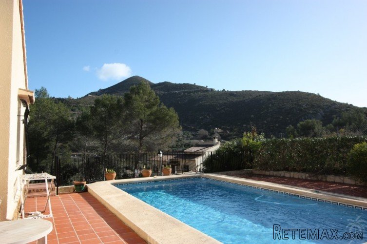 Spacious south facing 2 bedroom villa for sale in the Jalon.. - 2