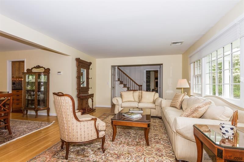 4 bedroom House For Sale: 30 Whitlaw.. - 2