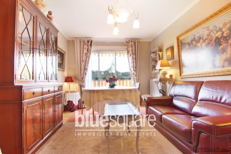 Bright 3-bedroom apartment - 2