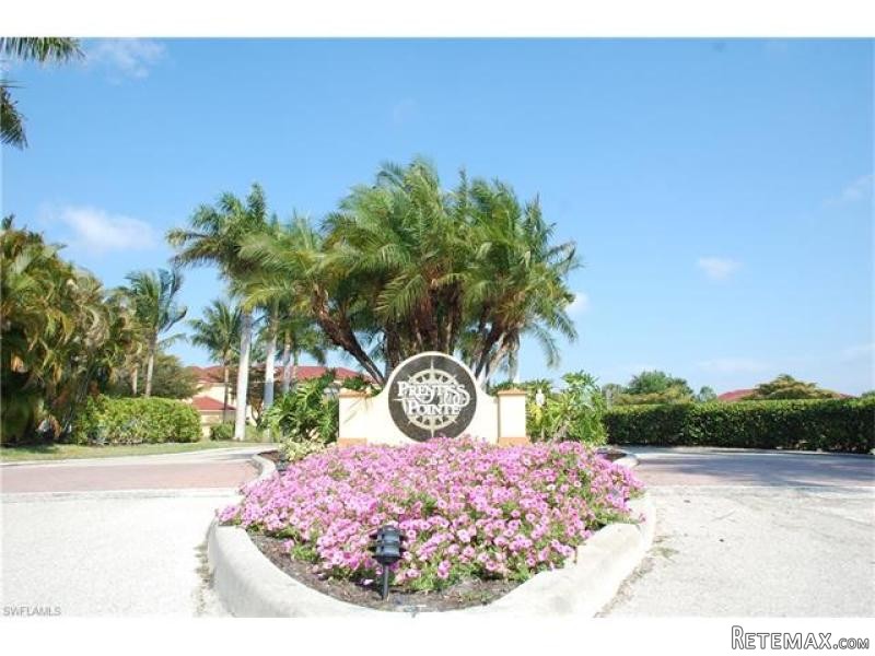 3 bedroom Condominium For Sale: Fort..