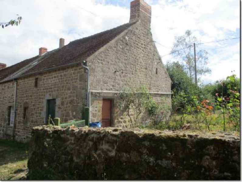 Former Farmhouse with Outbuldings - 2