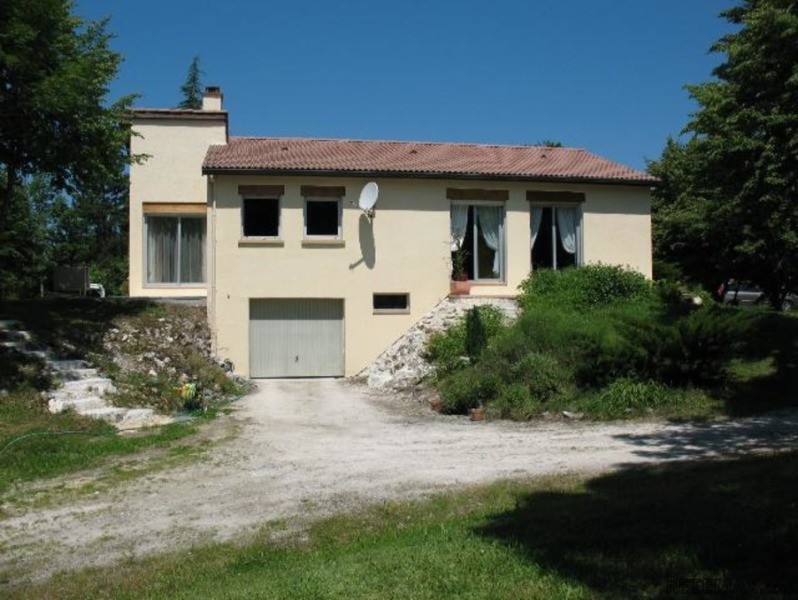 Modern Bungalow Situated In A Wooded..