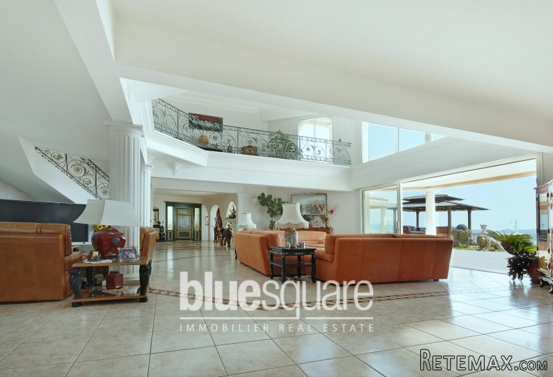 Saint-Aygulf, incredible 800 m2 palace.. - 2