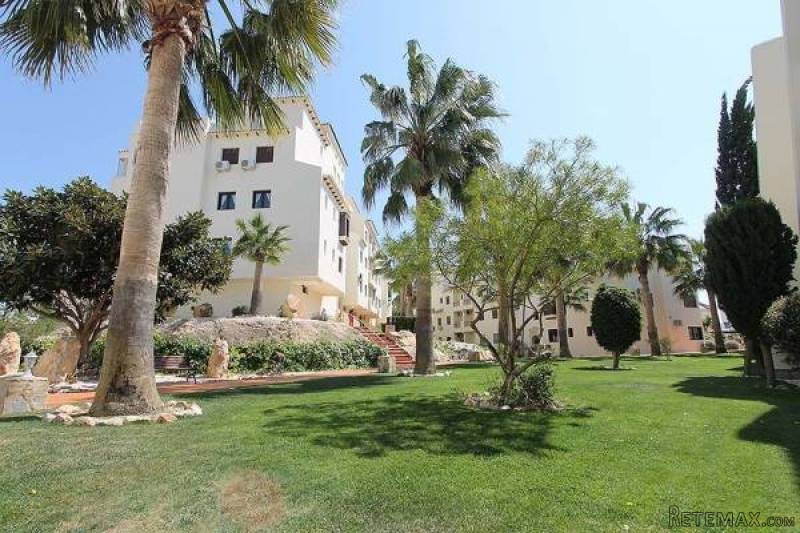 3 Bedroom 2 Bathroom Penthouse In..