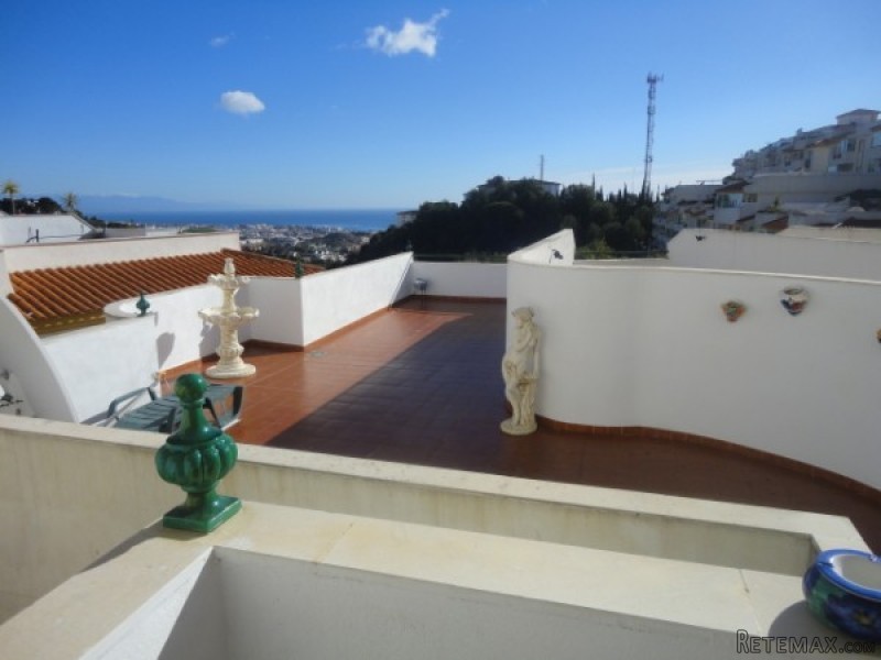 3 Bedrooms 2 Bathrooms - 2
