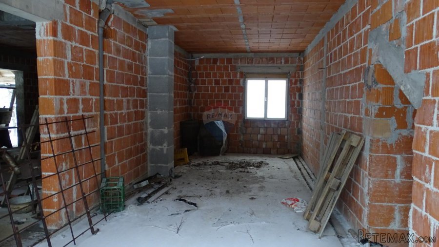 Nedovršena kuća sa 4 stana Mrkopalj - 6
