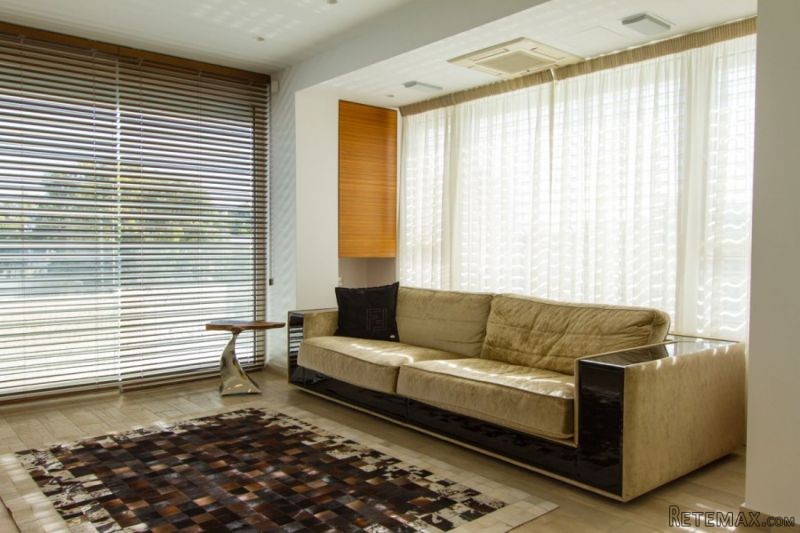 Three bedroom luxury apartment for sale.. - 2