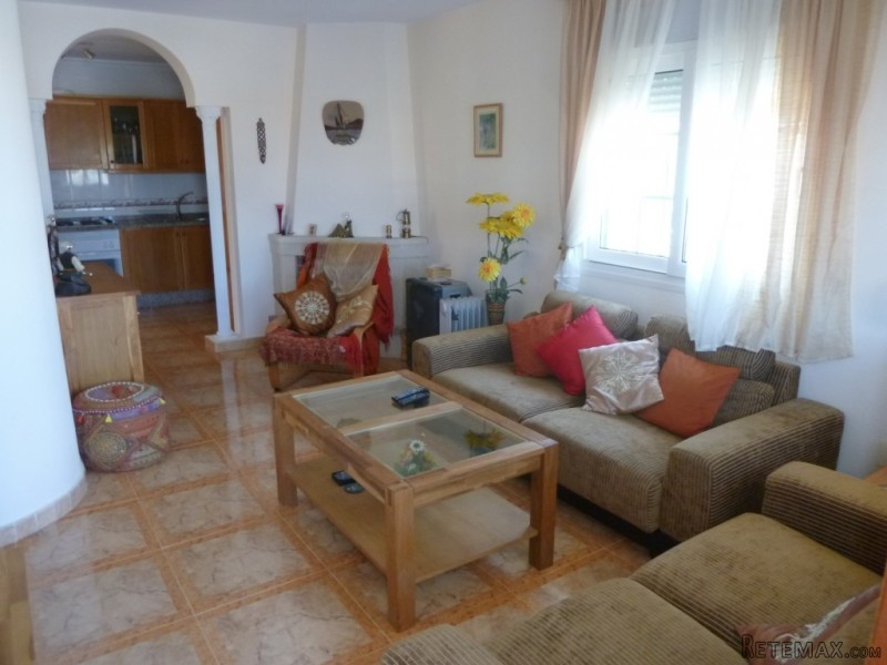 2 Bedrooms Apartment For Sale - 2