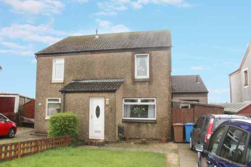 3 bedroom, Semi-detached House house..