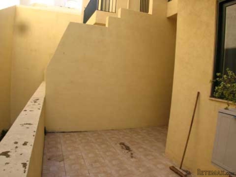 Flat, Luxurious Finish